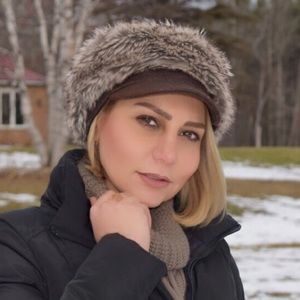 Meet your Posher, Bita